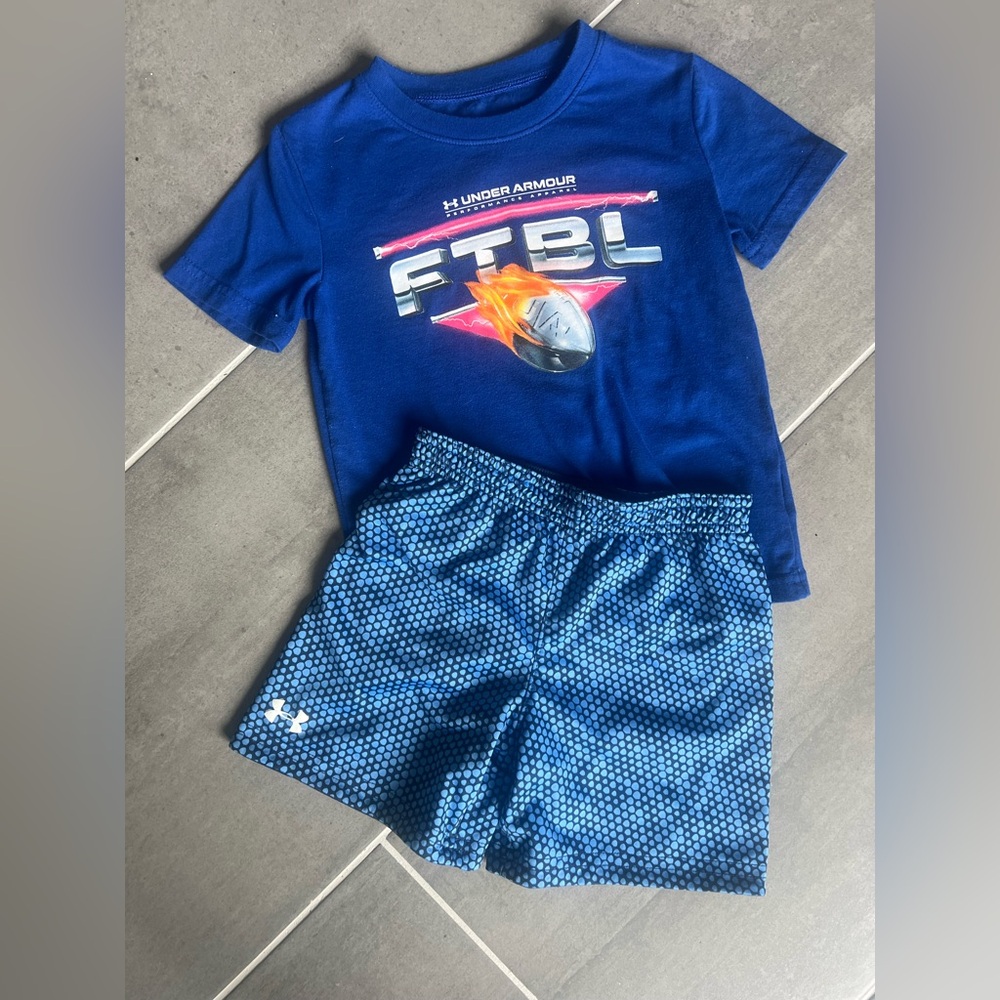 Under Armour Boys Blue FTBL Graphic Tee & Shorts